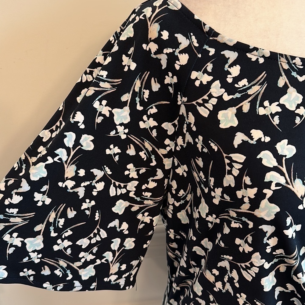 The Limited blouse - Picture 4 of 9